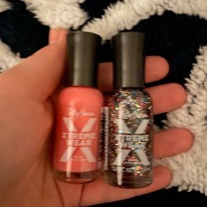 Bundle of nail polish
